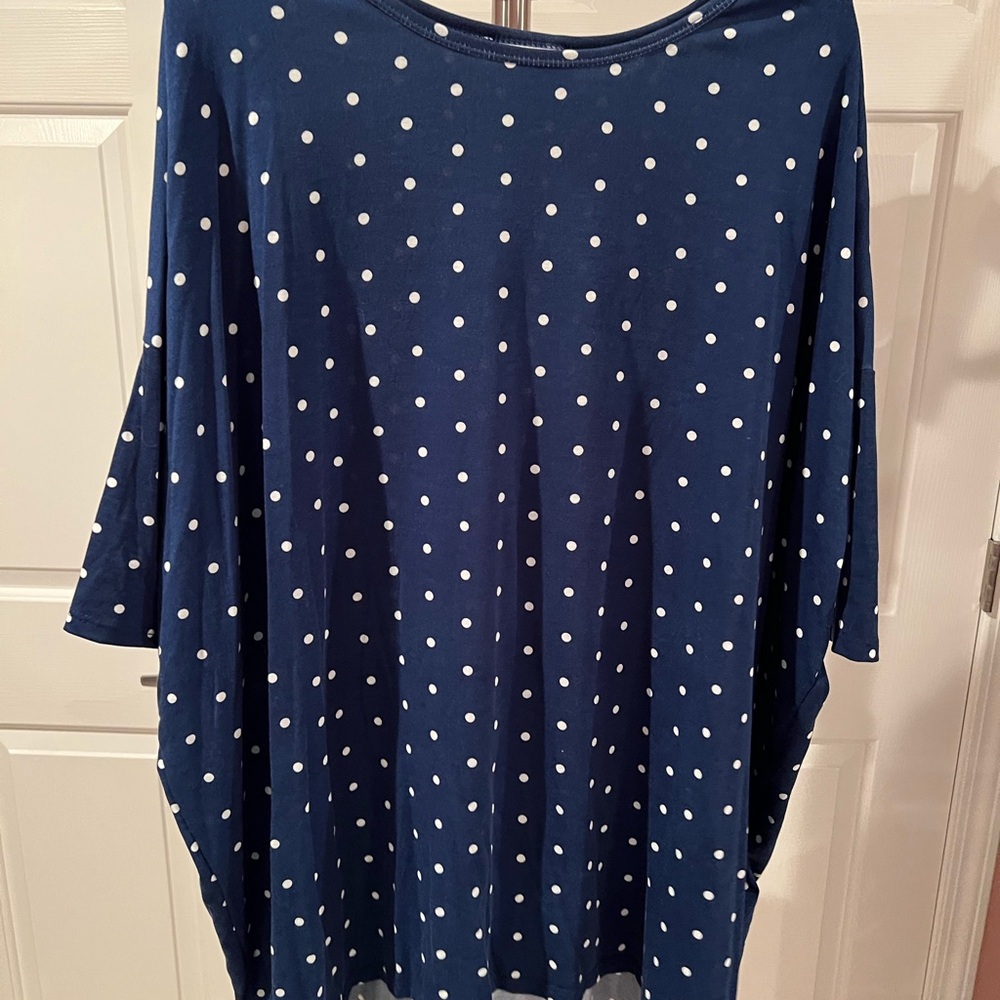 LuLaRoe Navy and White Polka Dot Irma Tunic 3X EUC